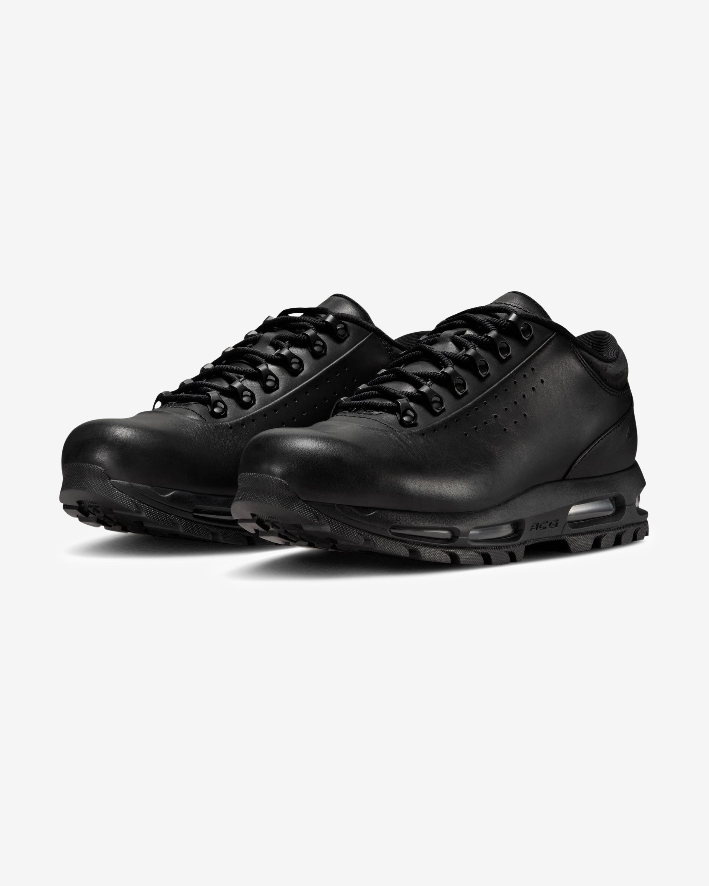 NIKE AIR MAX GOADOME LOW SP - BLACK/ WHITE – Undefeated