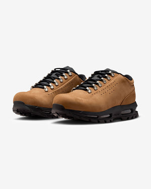 NIKE AIR MAX GOADOME LOW SP - TAUPE/ UNIVERSITY RED – Undefeated