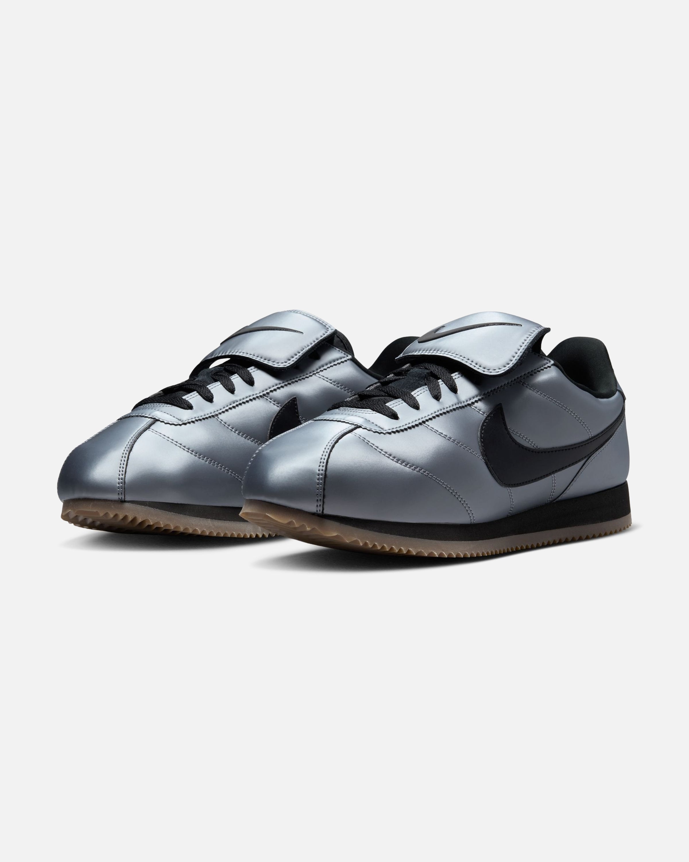 NIKE CORTEZ SE - MTLCCOOLGREY/ BLACK