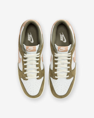 NIKE DUNK LOW RETRO PRM - MEDIUMOLIVE/ HEMP/ SUMMITWHITE