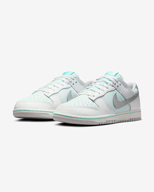 NIKE DUNK LOW RETRO SE - SUMMITWHITE/ METALLICSILVER