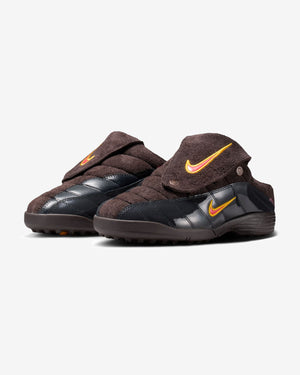 NIKE X KIDS OF IMMIGRANTS T90 MULE - VELVET BROWN – Undefeated