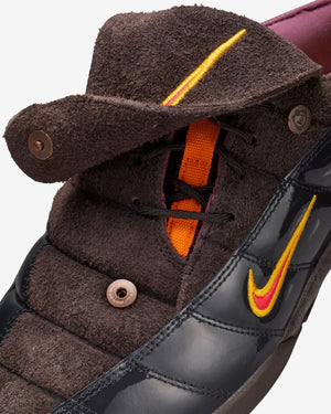 NIKE X KIDS OF IMMIGRANTS T90 MULE - VELVET BROWN – Undefeated NIKE X KIDS OF IMMIGRANTS T90 MULE - VELVET BROWN – Undefeated
