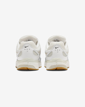 NIKE P-6000 PRM - SUMMITWHITE/ LIGHTBONE