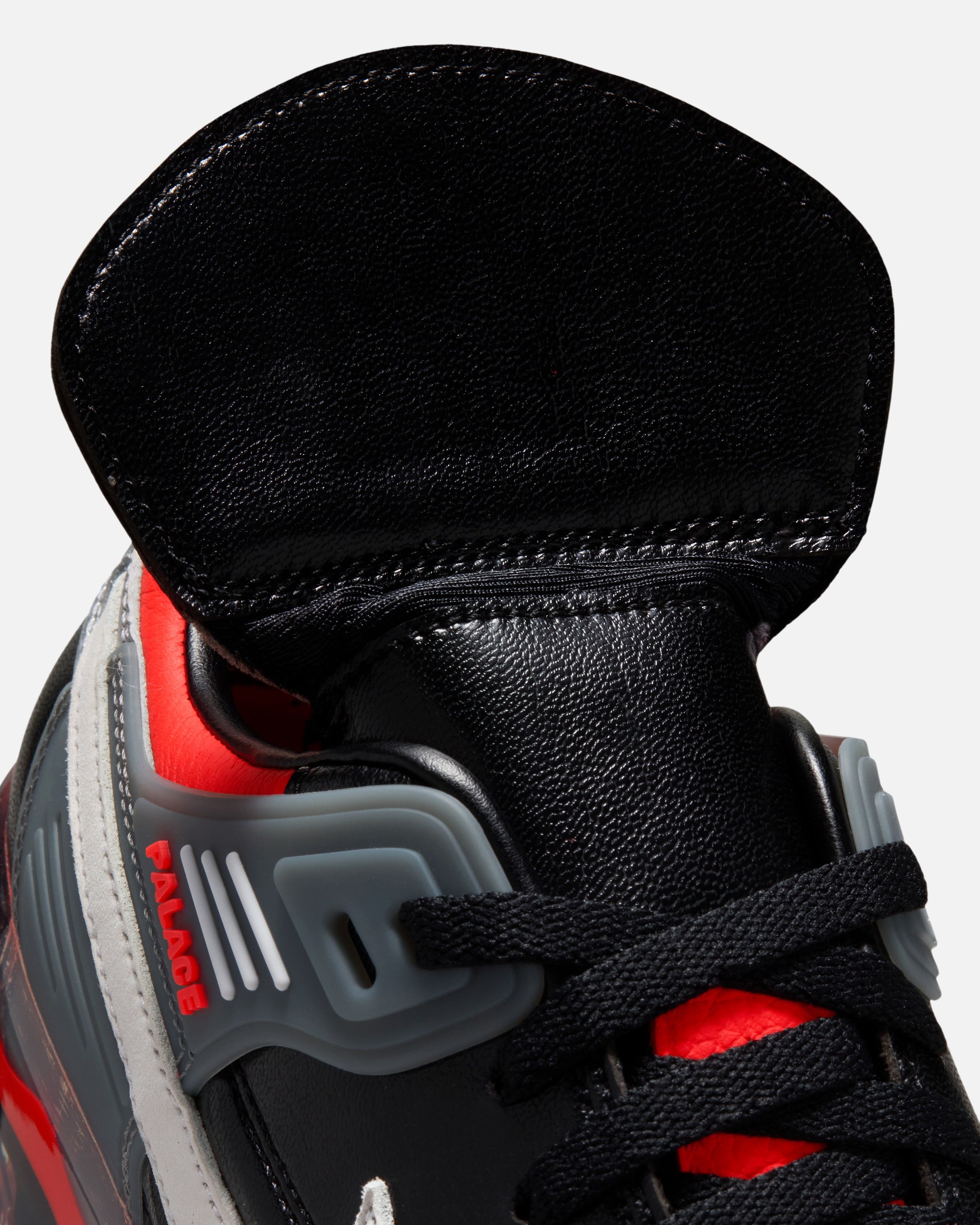 NIKE X PALACE CRYOSHOT PLC - BLACK/ WHITE – Undefeated