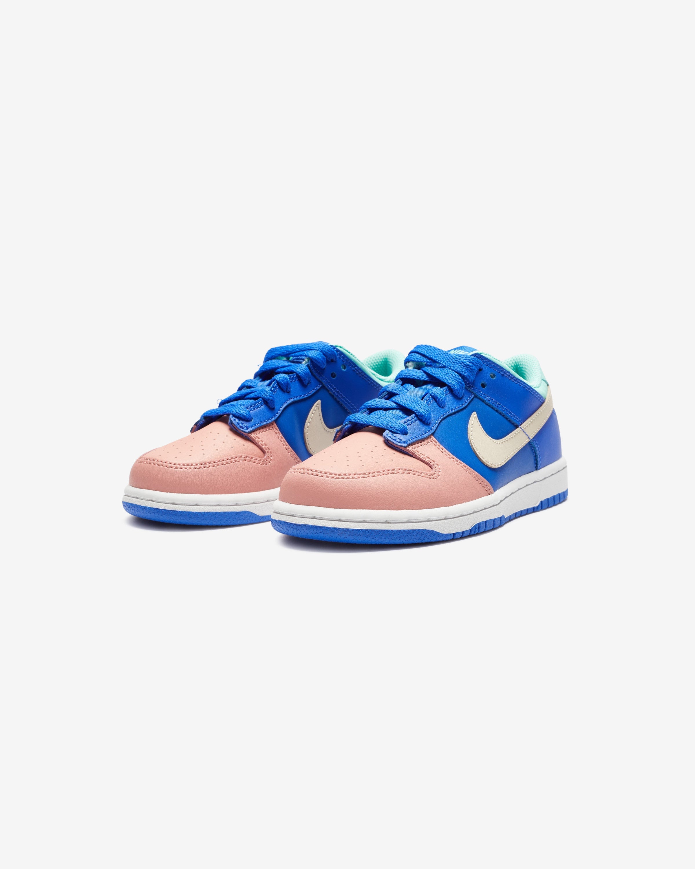 NIKE PS DUNK LOW - HYPERROYAL/ SANDDRIFT/ EMERALDRISE