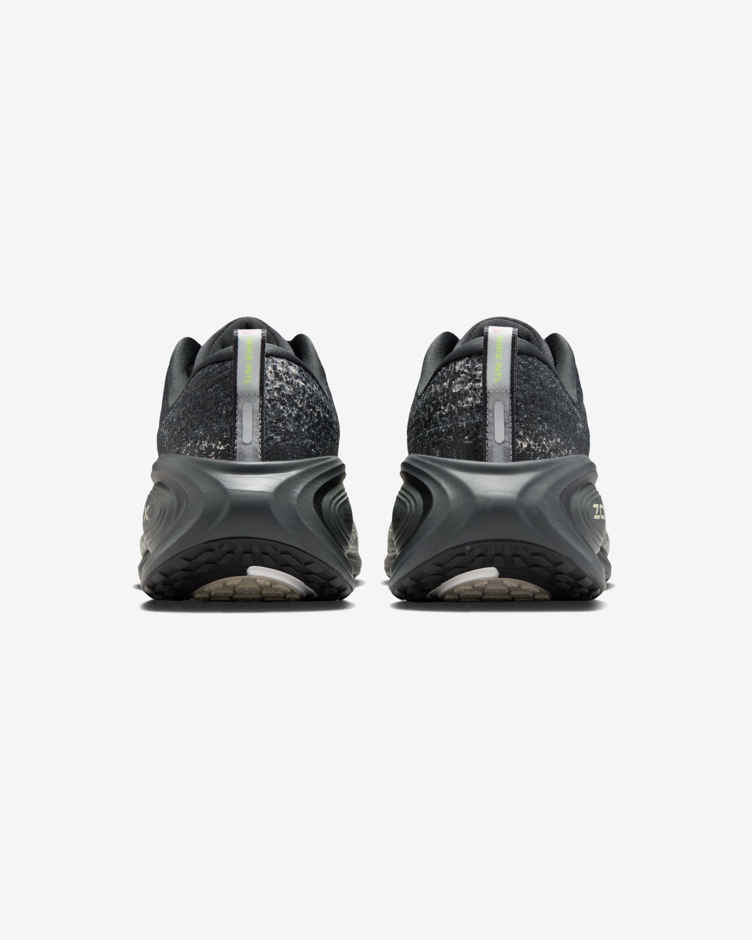 NIKE VOMERO PLUS - ANTHRACITE/ BLACK