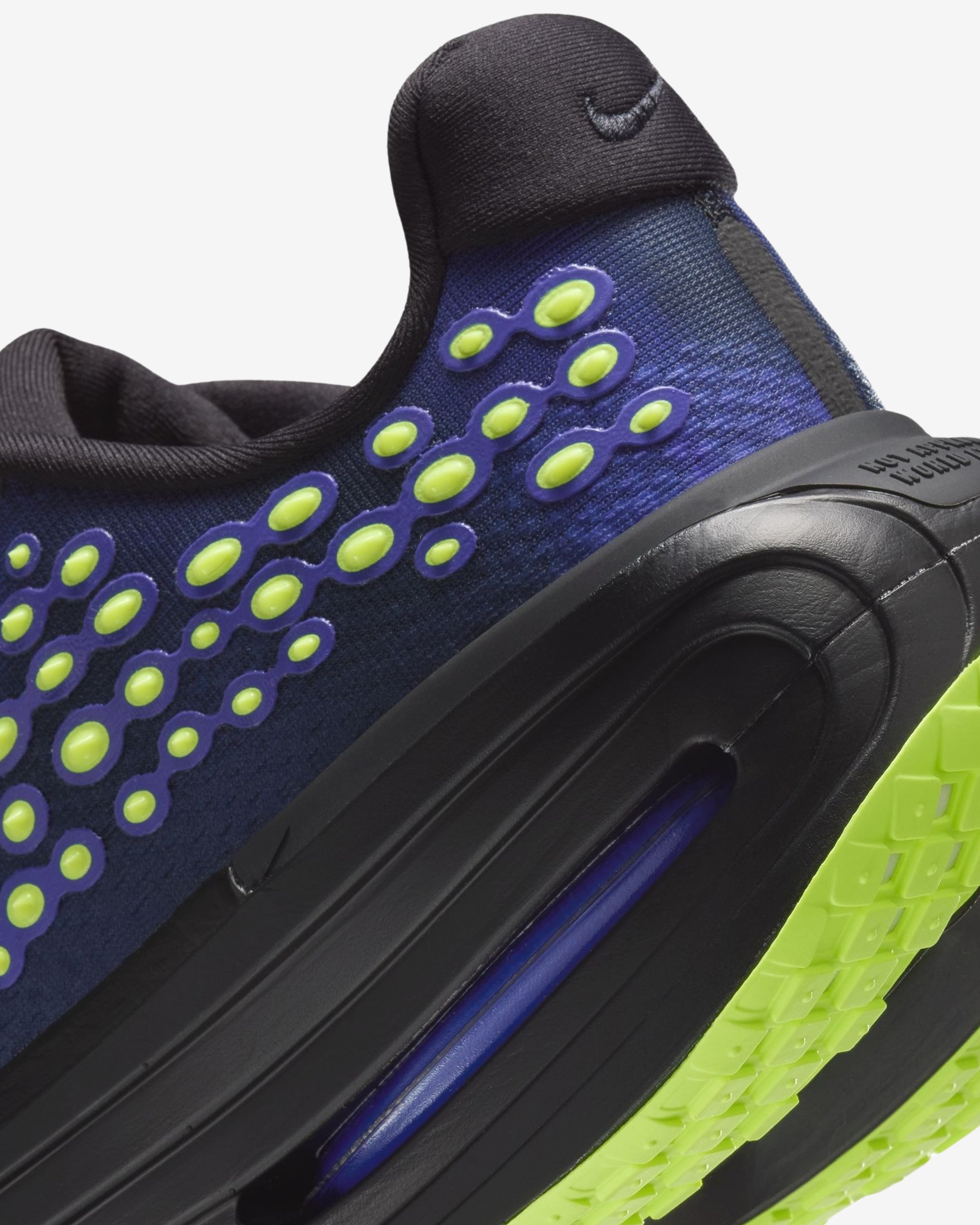 Nike Vomero PRM QS Unisex Nike Vomero PRM QS Available Now @nikesportswear #nike  main image 4