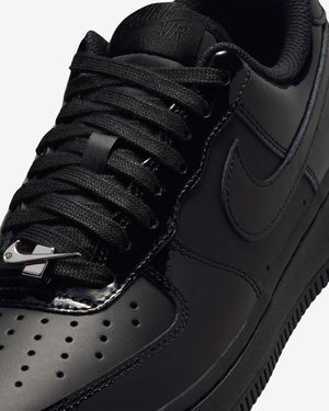 NIKE WMNS AIR FORCE 1 '07 - BLACK/ WHITE – Undefeated