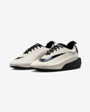 NIKE WMNS FIRST SIGHT NOIR - LIGHT BONE/ BLACK – Undefeated