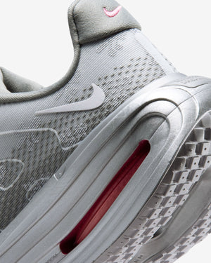 NIKE WMNS VOMERO PREMIUM - GEYSER GREY/ METALLIC SILVER – Undefeated