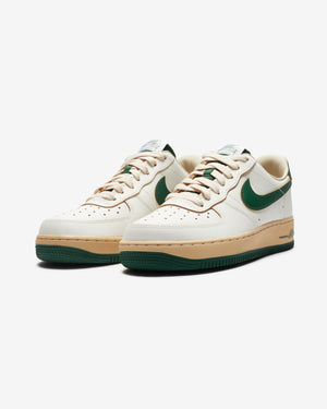 NIKE WOMENS AIR FORCE 1 '07 LV8 - SAIL/ GORGEGREEN/ SESAME