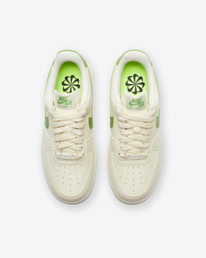 NIKE WOMEN'S AIR FORCE 1 '07 NN - COCONUTMILK/ CHLOROPHYLL