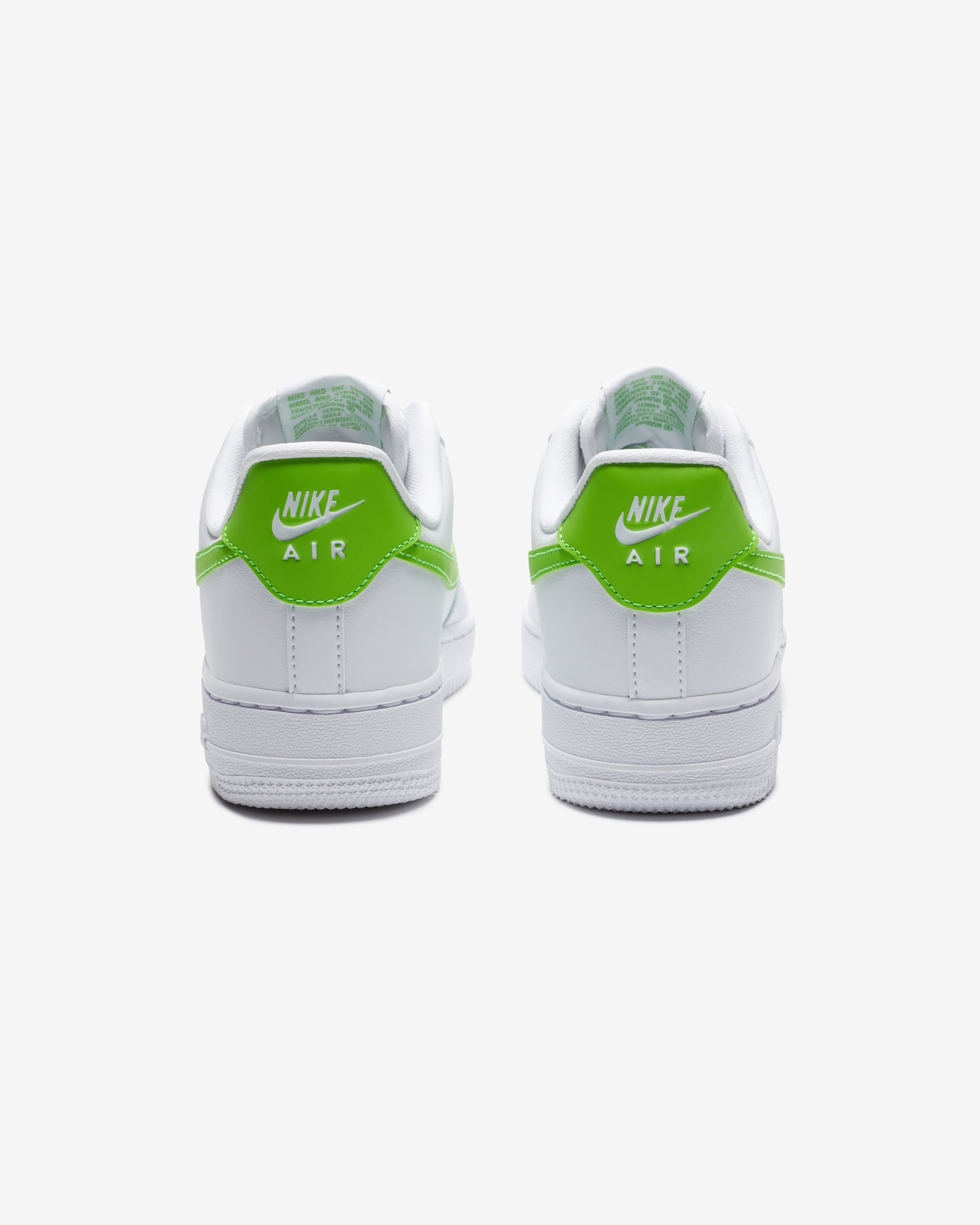 NIKE WOMEN'S AIR FORCE 1 '07 - WHITE/ ACTIONGREEN