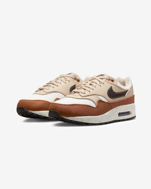 NIKE WOMEN'S AIR MAX 1 '87 - VELVETBROWN/ SANDDRIFT/ SAIL