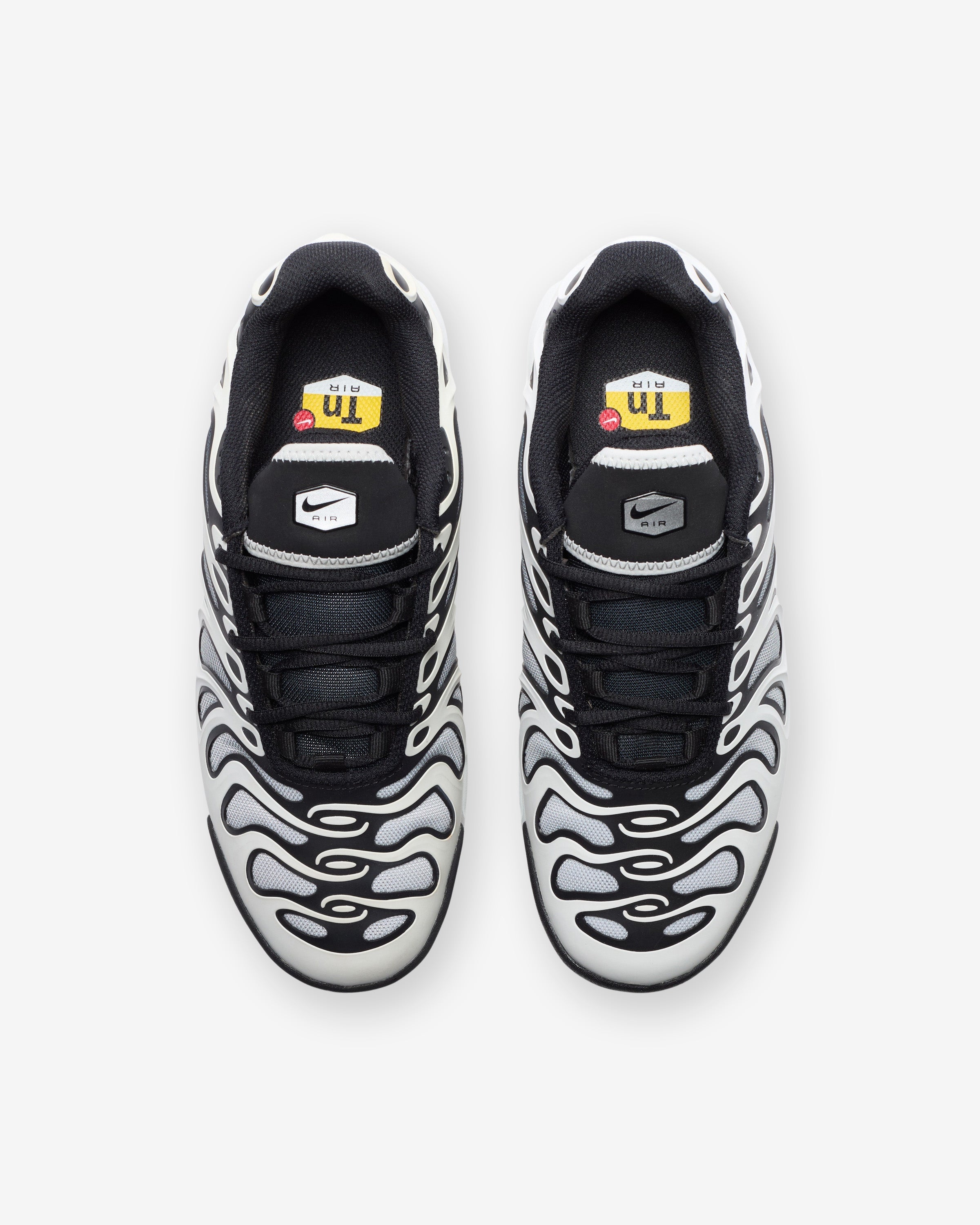 NIKE WOMEN'S AIR MAX PLUS DRIFT - SUMMITWHITE/ BLACK