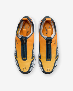 NIKE WOMEN'S AIR MAX SNDR - CANYONGOLD/ DEEPOCEAN