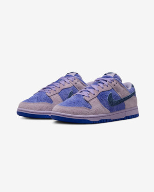 NIKE WOMEN'S DUNK LOW SE - HYDRANGEAS/ DEEPROYALBLUE