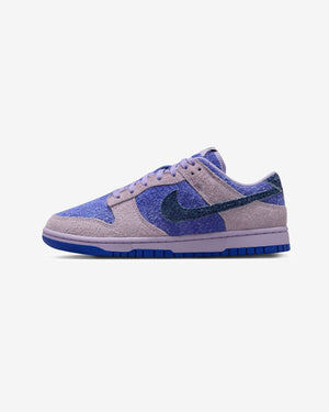 NIKE WOMEN'S DUNK LOW SE - HYDRANGEAS/ DEEPROYALBLUE