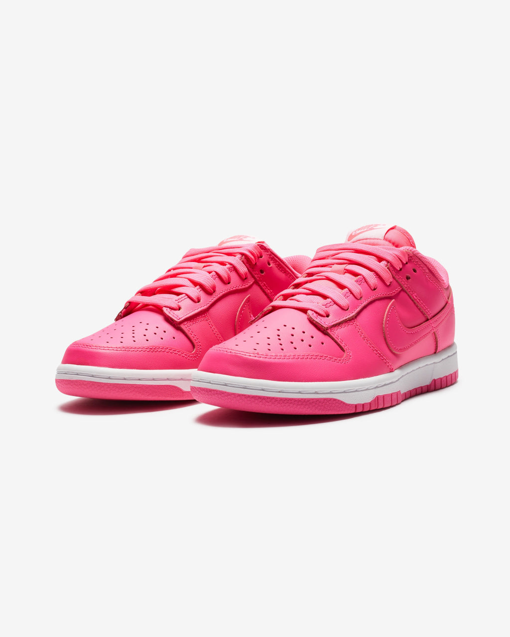 NIKE WOMEN'S DUNK LOW - HYPERPINK/ WHITE - NIKE WOMEN'S DUNK LOW - HYPERPINK/ WHITE