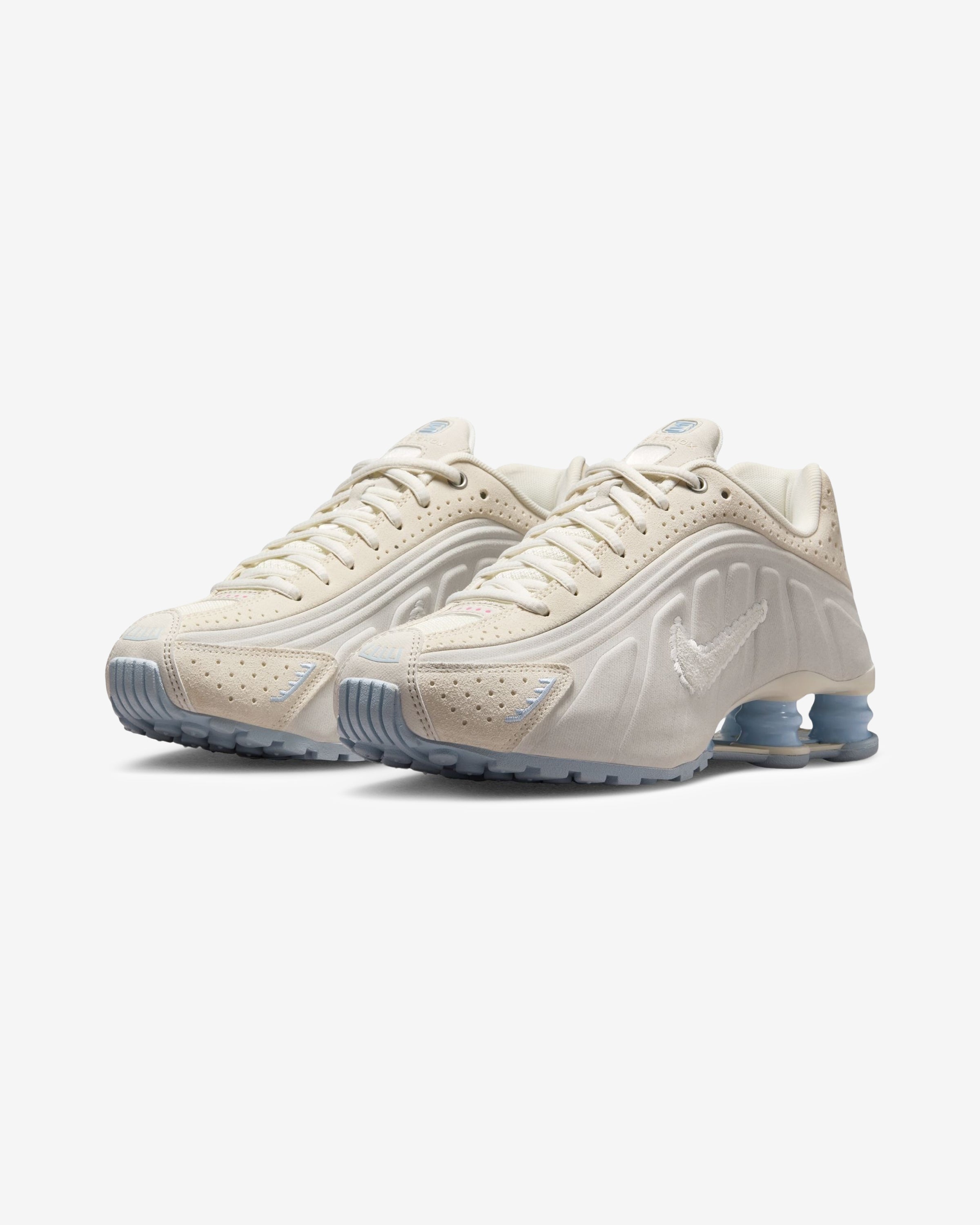 NIKE WOMEN'S SHOX R4 SE - PALEIVORY/ SAIL