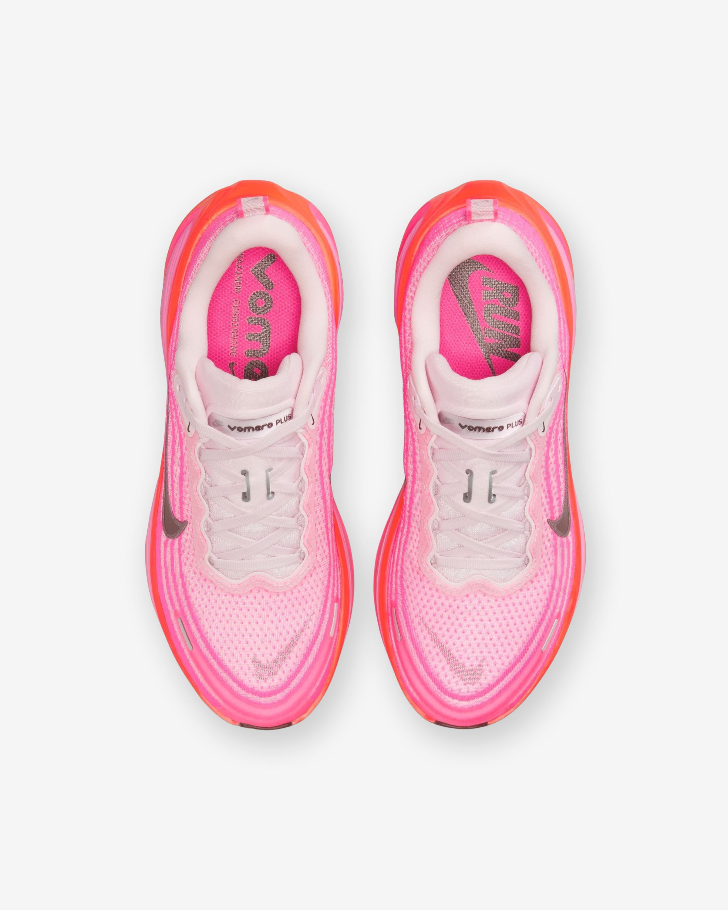 NIKE WOMEN'S VOMERO PLUS - HYPERPINK/ BURGUNDYCRUSH