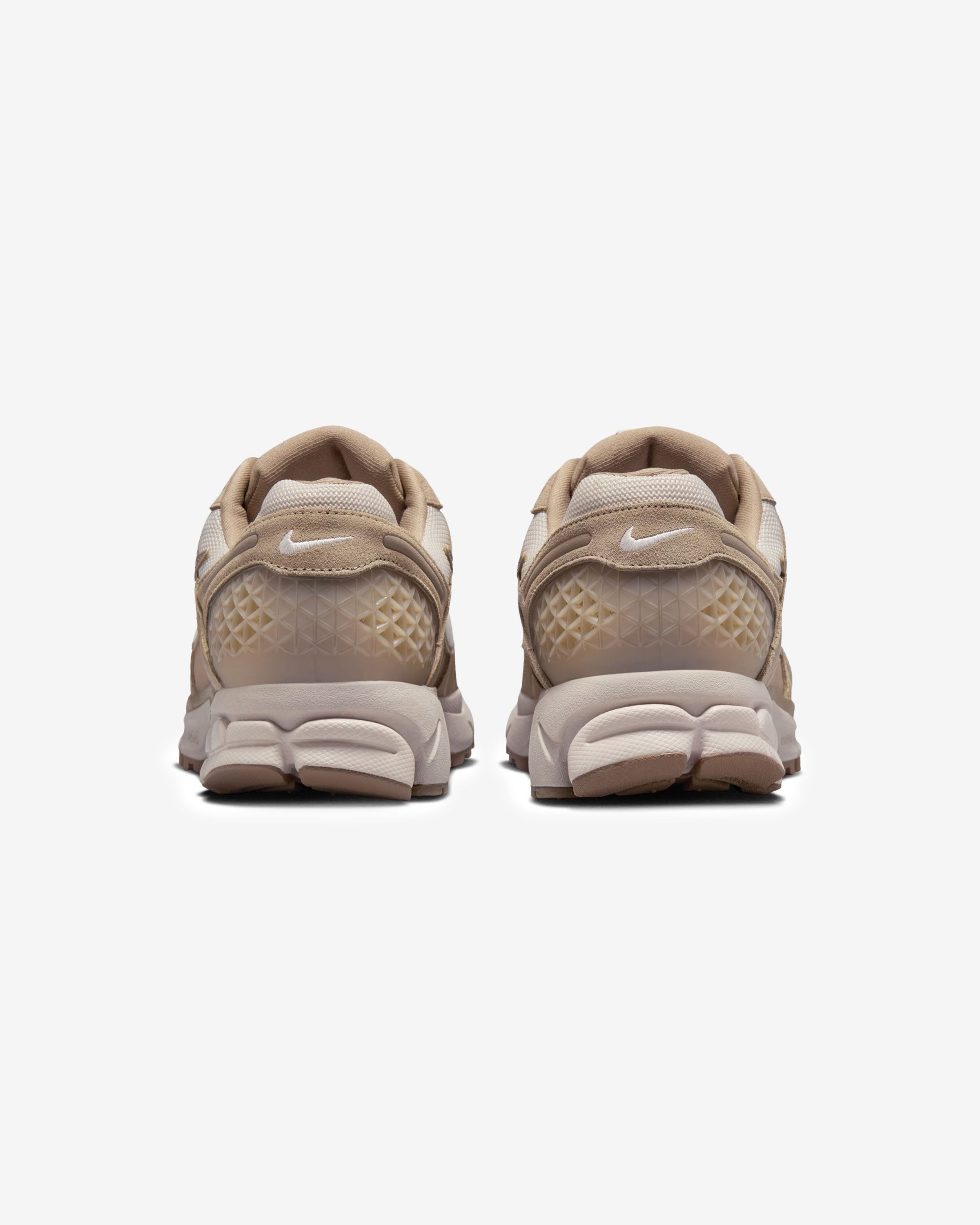 NIKE ZOOM VOMERO 5 - KHAKI/ PHANTOM