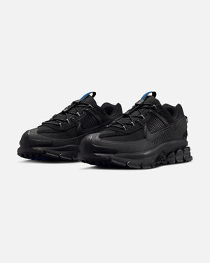 NIKE ZOOM VOMERO ROAM - BLACK/ RACERBLUE