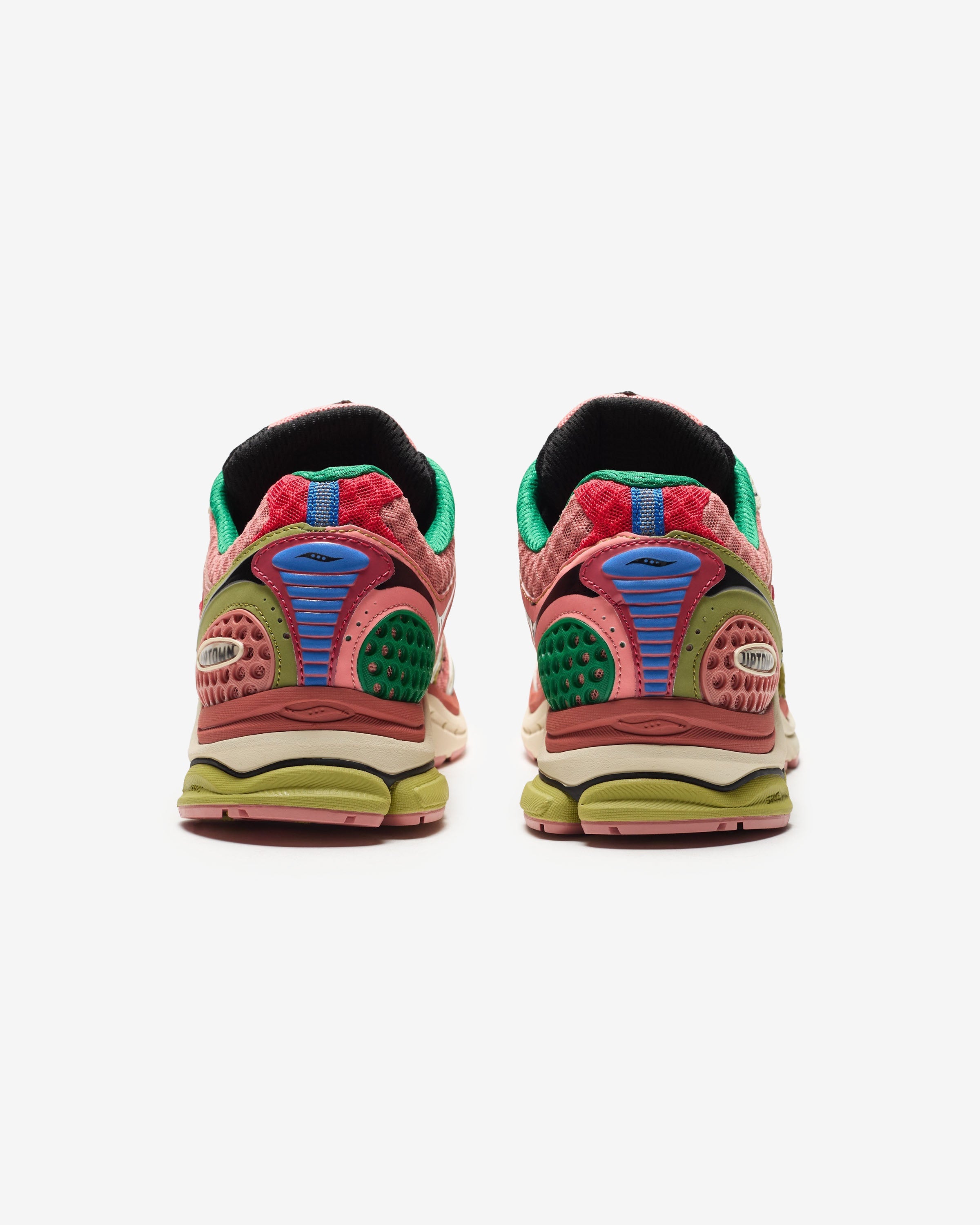 SAUCONY X JAE TIPS PROGRID TRIUMPH 4 - PEACH/ LEAF