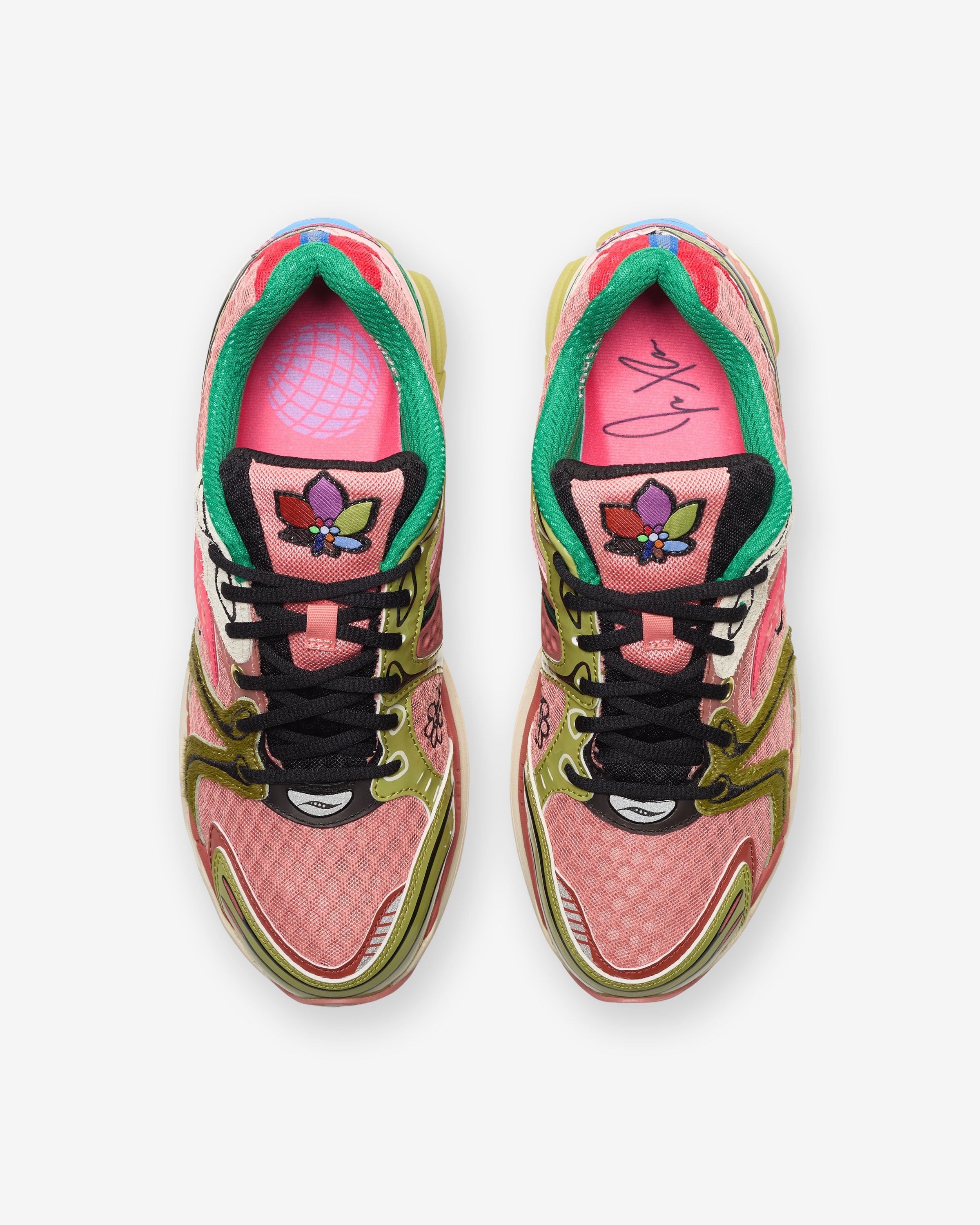 SAUCONY X JAE TIPS PROGRID TRIUMPH 4 - PEACH/ LEAF