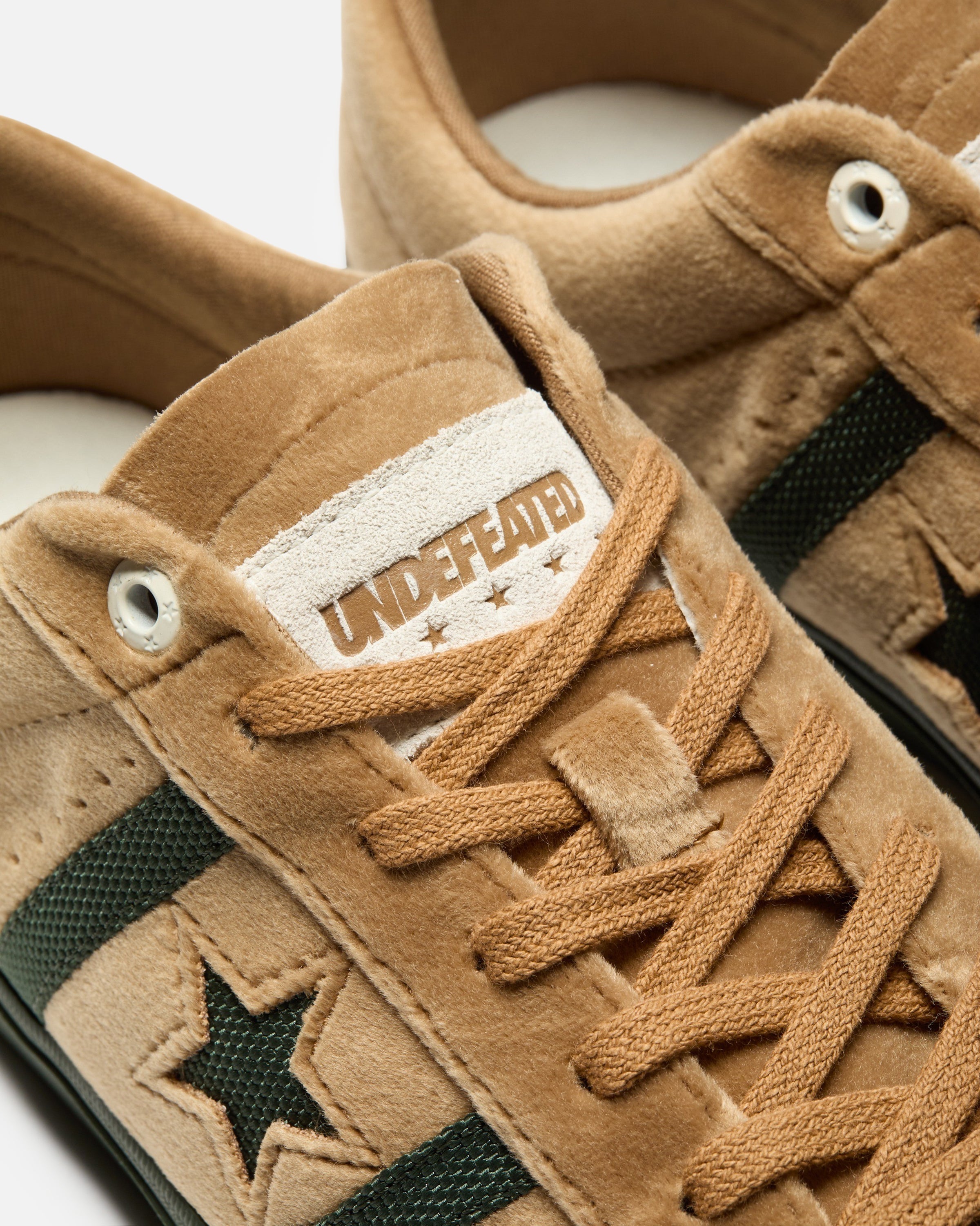 Undefeated One UNDEFEATED X CONVERSE ONE STAR ACADEMY PRO OX - BROWN – Undefeated