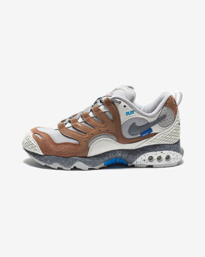 UNDEFEATED X NIKE AIR TERRA HUMARA - ARCHAEOBROWN