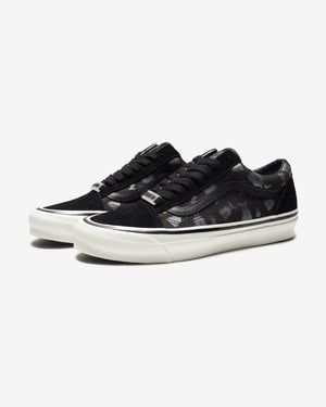 UNDEFEATED X VANS OG OLD SKOOL LX - BLACK