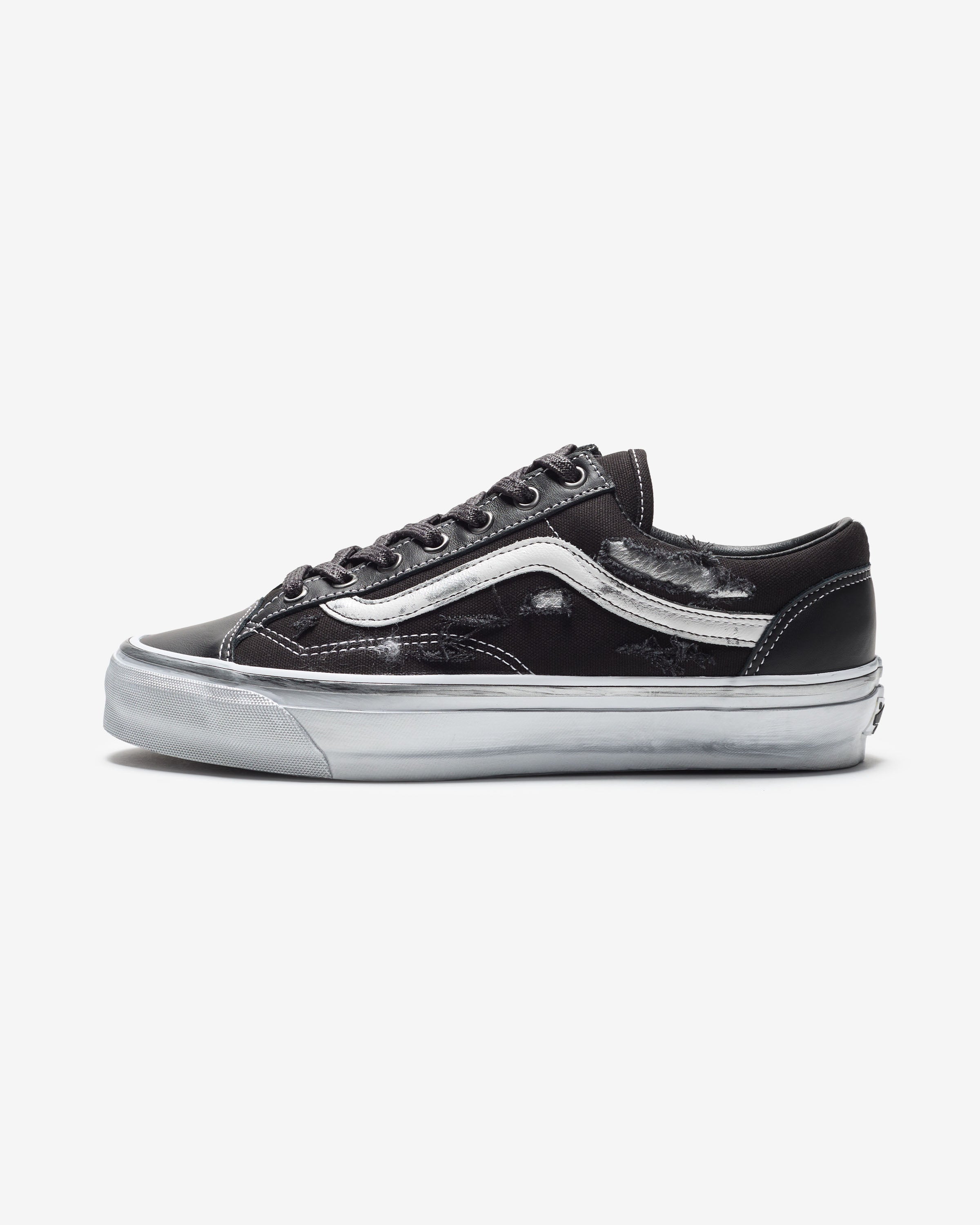 VANS PREMIUM OLD SKOOL 36 VIBRAM - DISTRESSED SILVER