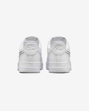 NIKE WOMEN'S AIR FORCE 1 '07 - WHITE/ CHROME/ METALLICSILVER