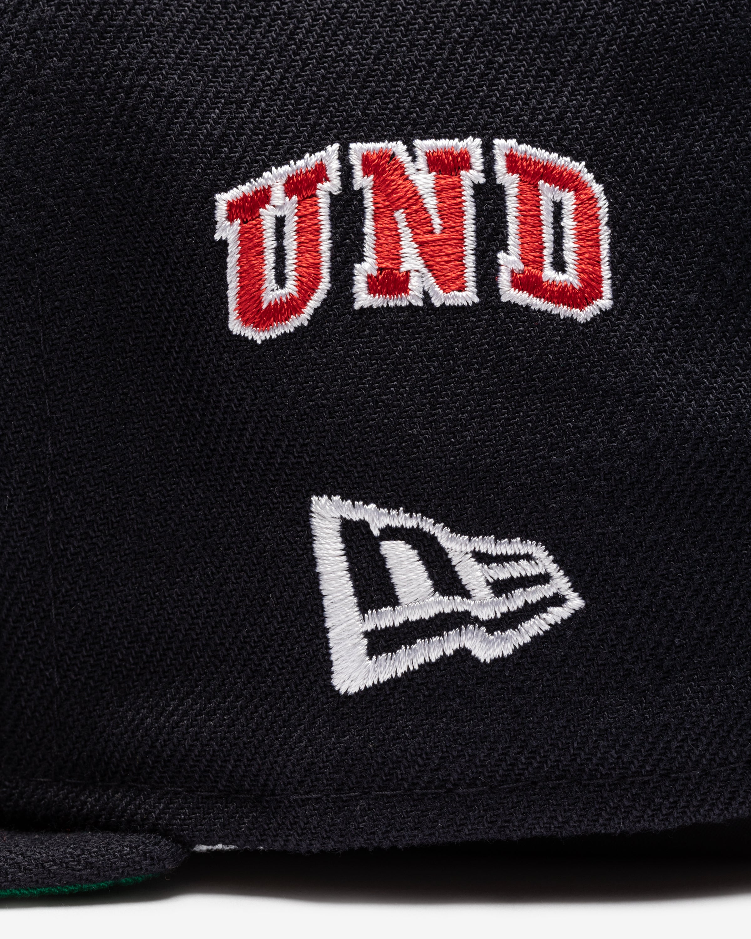 UNDEFEATED X NE X MLB FITTED - BOSTON RED SOX