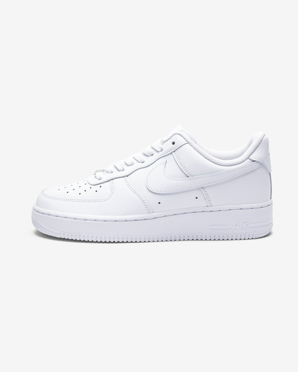 NIKE AIR FORCE 1 '07 - WHITE – Undefeated