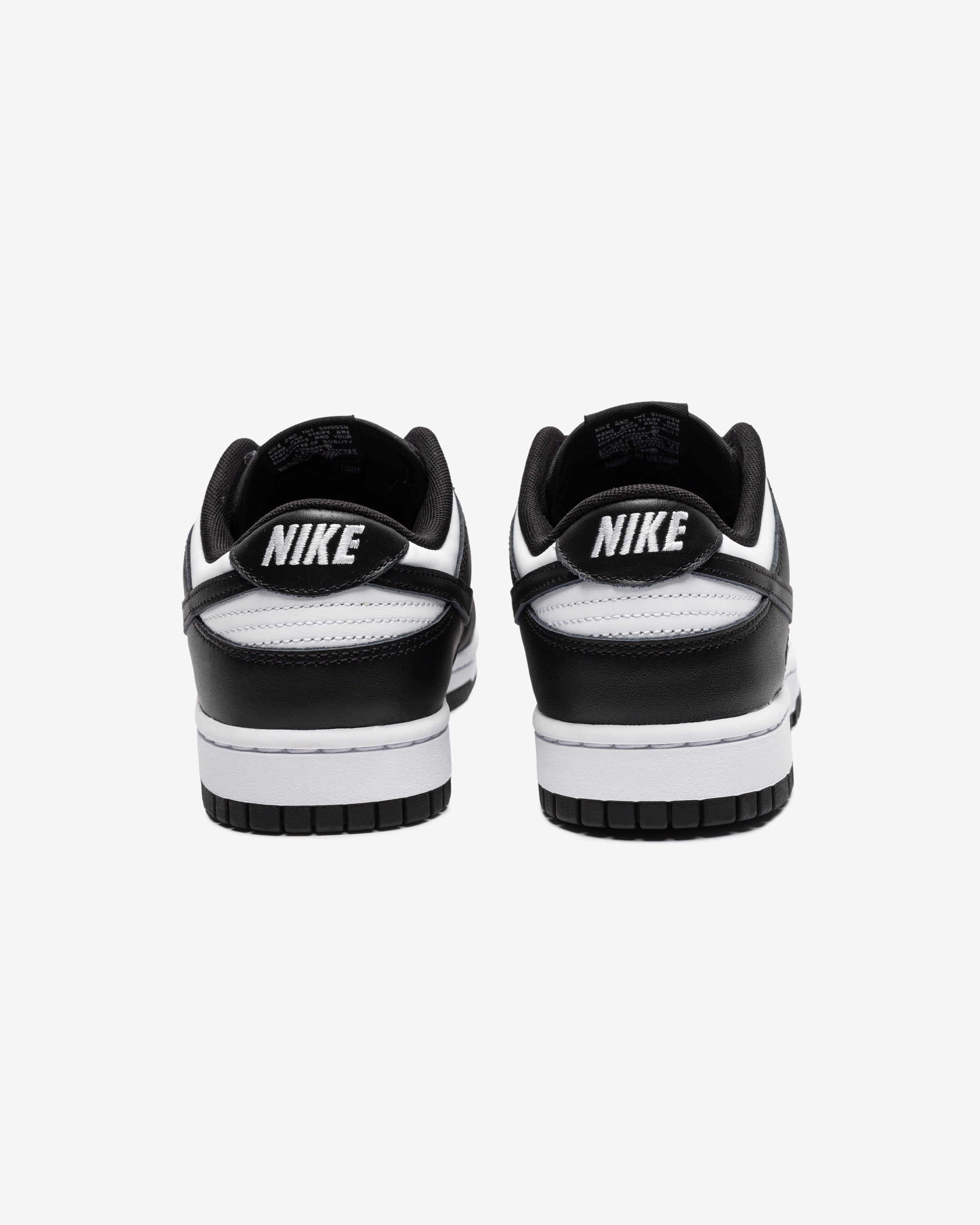 Nike Dunk Low Retro White / Black